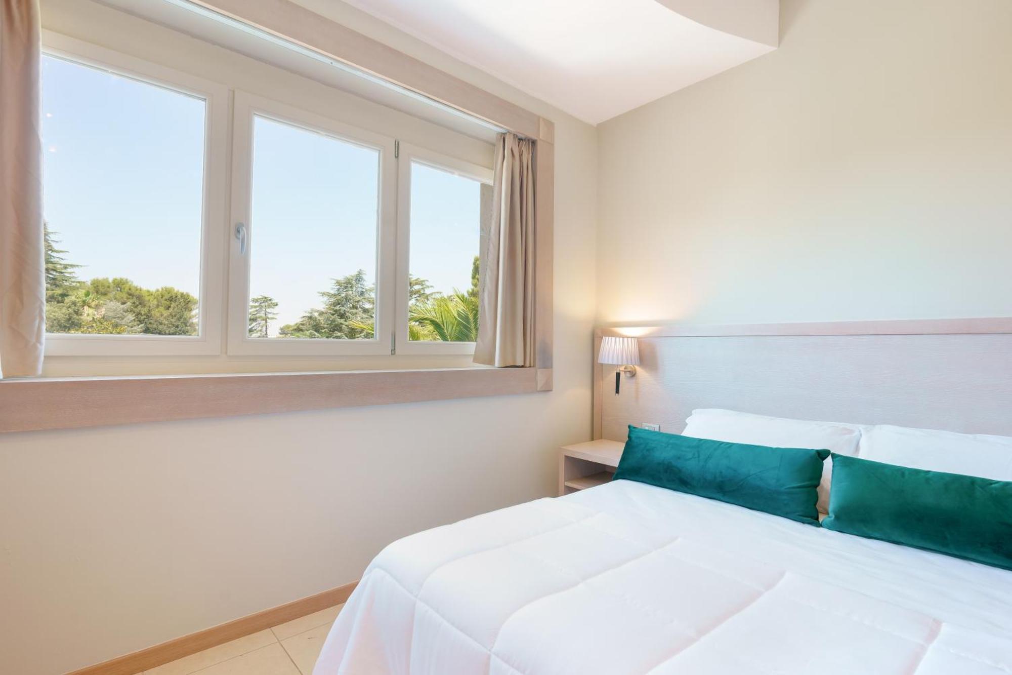 Dimora Lucia Hotel Martina Franca Bagian luar foto
